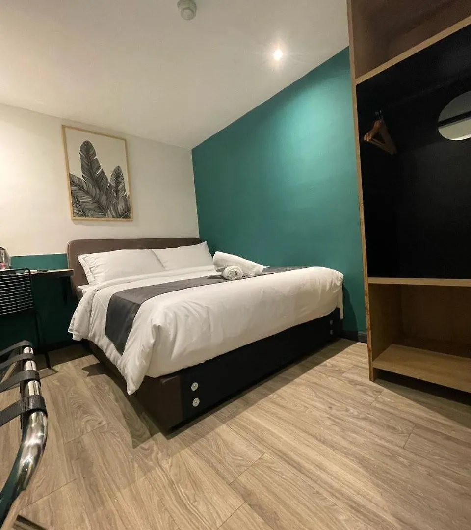 Enclave Hotel Kuala Lumpur - Previously Known As Season Point Hotel