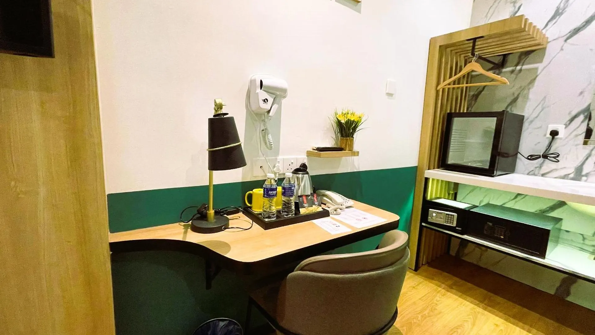 ***  Enclave Hotel Kuala Lumpur - Previously Known As Season Point Hotel Malezja
